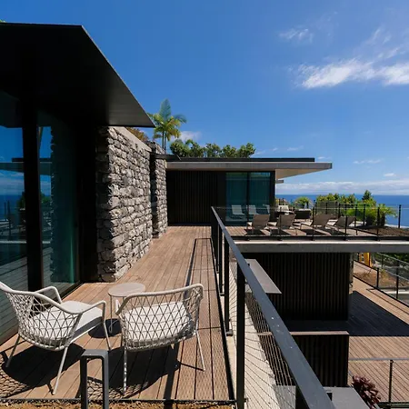 Savoy Monumentalis Ocean View By Lm & Ac Signature Apartman