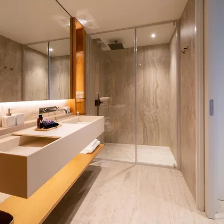 Savoy Monumentalis Ocean View By Lm & Ac Signature * Funchal (Madeira)