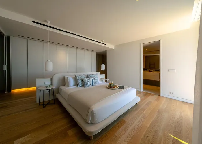 Savoy Monumentalis Ocean View By Lm & Ac Signature