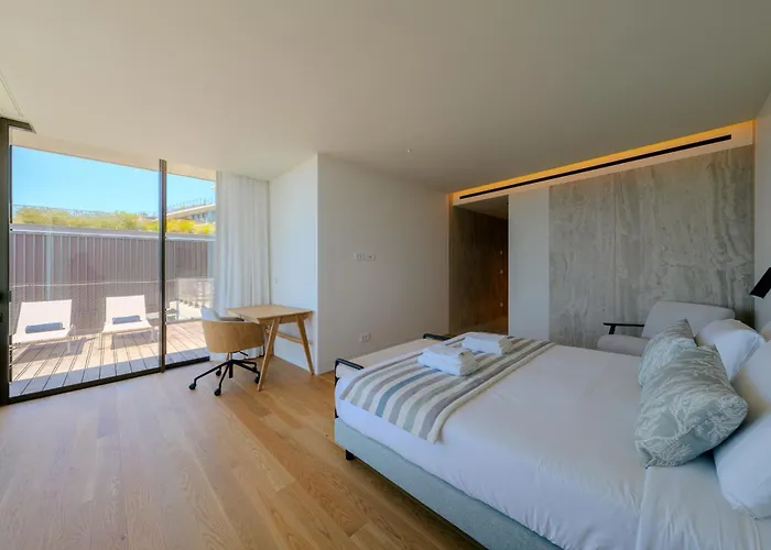 Savoy Monumentalis Ocean View By Lm & Ac Signature * Funchal (Madeira)